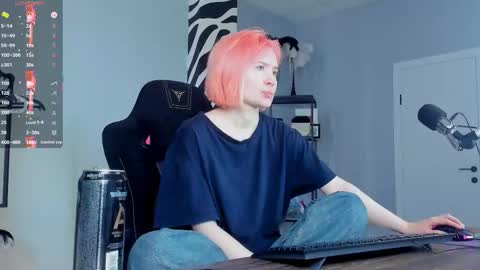 Snapshot of fetishrey chatting on 4, 10, 2025 Rey online show from 4, 10, 2025