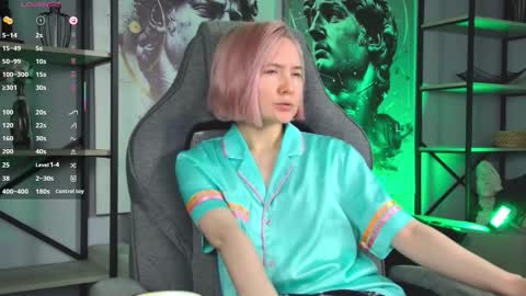 Snapshot of fetishrey chatting on 3, 11, 2025 Rey online show from 3, 11, 2025