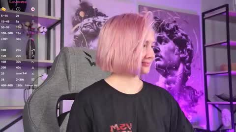 Snapshot of fetishrey chatting on 7, 11, 2025 Rey online show from 7, 11, 2025