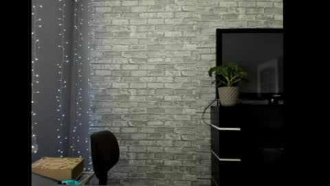 Milana online show from 15, 5, 2026