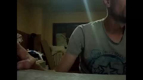 Snapshot of fffjj021 chatting on 2, 11, 2025 Raised in 90s online show from 2, 11, 2025