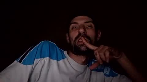 Raised in 90s online show from 4, 6, 2026