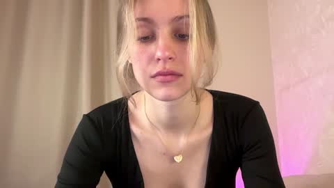 Snapshot of fflloowweerr chatting on 15, 1, 2025 Lisa online show from 15, 1, 2025