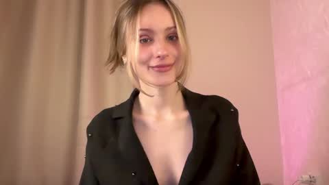 Snapshot of fflloowweerr chatting on 16, 1, 2025 Lisa online show from 16, 1, 2025