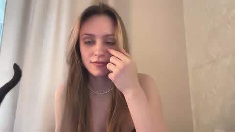 Snapshot of fflloowweerr chatting on 26, 2, 2025 Lisa online show from 26, 2, 2025