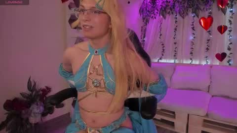Snapshot of fi_cosplay chatting on 27, 9, 2025 fi_cosplay online show from 27, 9, 2025