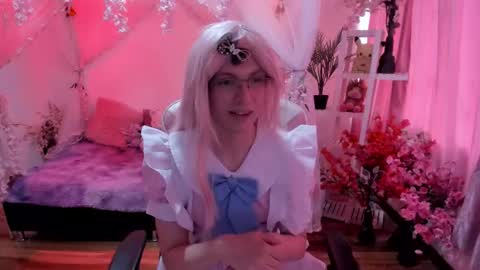 Snapshot of fi_cosplay chatting on 14, 10, 2025 fi_cosplay online show from 14, 10, 2025