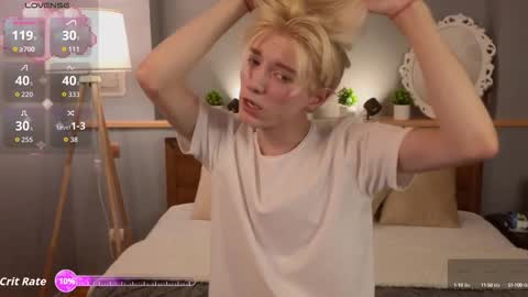 Snapshot of fiachand chatting on 27, 9, 2025 Thomas online show from 27, 9, 2025