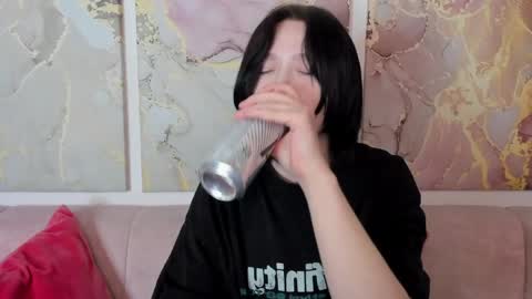 fiamoory online show from 30, 4, 2026