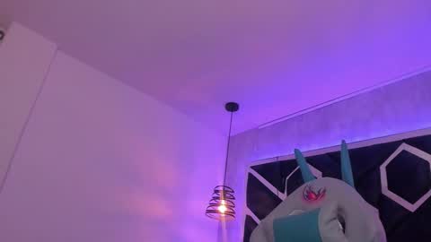   online show from 5, 2, 2025