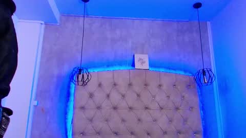   online show from 16, 9, 2025