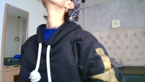   online show from 21, 9, 2025