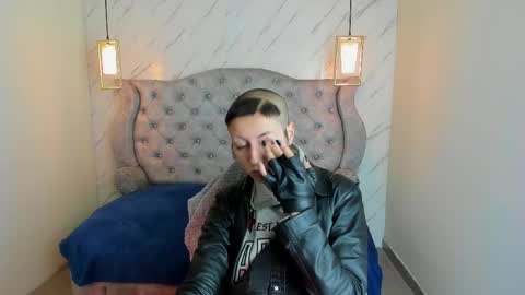   online show from 21, 5, 2026