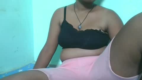 Snapshot of fifaalydia chatting on 6, 2, 2025 fifaalydia online show from 6, 2, 2025