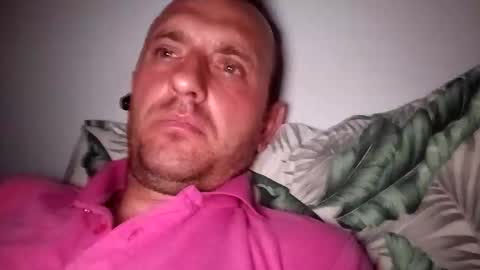 Snapshot of figonik chatting on 2, 11, 2025 Nick online show from 2, 11, 2025