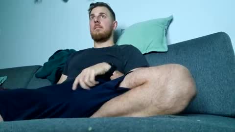 Snapshot of fikol123 chatting on 13, 11, 2025 fiolkamil online show from 13, 11, 2025