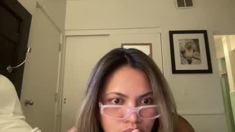 Snapshot of filipinamango chatting on 20, 2, 2025 filipinamango online show from 20, 2, 2025