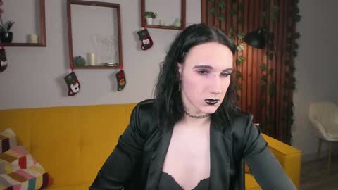 Snapshot of filldamon chatting on 20, 12, 2024 Honey Ill be waiting for you Tue Wed Thu Fri Sat Sun 10am-5pm online show from 20, 12, 2024