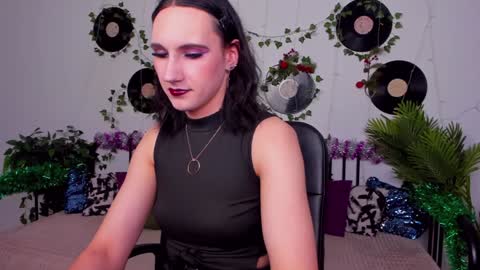 Snapshot of filldamon chatting on 28, 12, 2024 Honey Ill be waiting for you Tue Wed Thu Fri Sat Sun 10am-5pm online show from 28, 12, 2024
