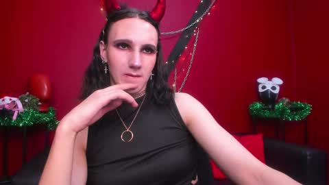 Snapshot of filldamon chatting on 8, 1, 2025 Honey Ill be waiting for you Tue Wed Thu Fri Sat Sun 10am-5pm online show from 8, 1, 2025