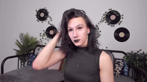Snapshot of filldamon chatting on 22, 1, 2025 Honey Ill be waiting for you Tue Wed Thu Fri Sat Sun 10am-5pm online show from 22, 1, 2025