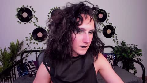 Snapshot of filldamon chatting on 25, 1, 2025 Honey Ill be waiting for you Tue Wed Thu Fri Sat Sun 10am-5pm online show from 25, 1, 2025