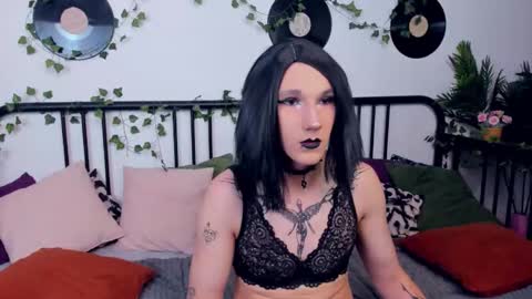 Honey Ill be waiting for you Tue Wed Thu Fri Sat Sun 10am-5pm online show from 30, 9, 2025