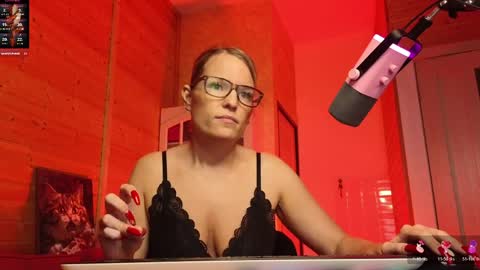 Lady online show from 25, 4, 2026