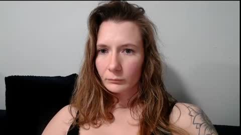 Snapshot of findomgoddessnatalia chatting on 30, 11, 2025 Goddess Natalia Findom online show from 30, 11, 2025