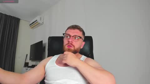 FindomGuyXXX online show from 3, 3, 2026