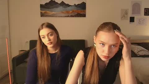 Snapshot of findweyout chatting on 15, 3, 2026 findweyout online show from 15, 3, 2026