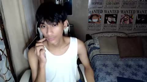 Snapshot of fineboii_rey18 chatting on 20, 4, 2026 fineboii_rey18 online show from 20, 4, 2026