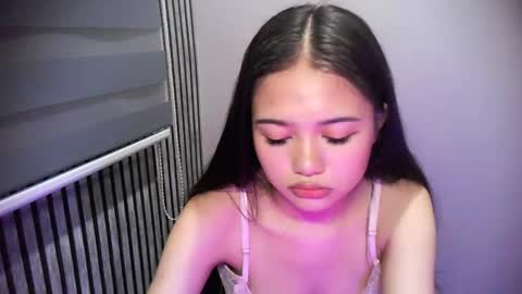 Snapshot of finekeona chatting on 29, 4, 2026 KEONA online show from 29, 4, 2026