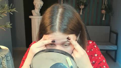 fiora online show from 8, 11, 2025