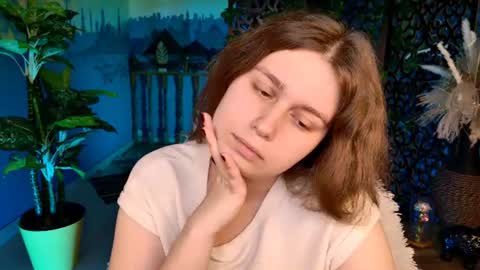 fiora online show from 26, 6, 2026