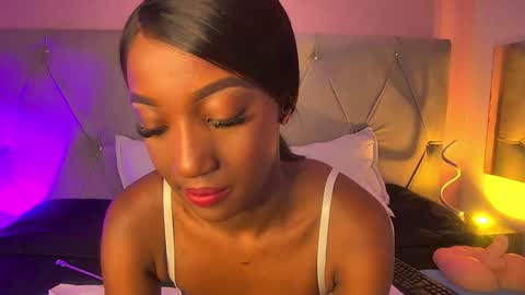 Snapshot of fiorelalenin chatting on 25, 9, 2025 Fiorela Lenin online show from 25, 9, 2025