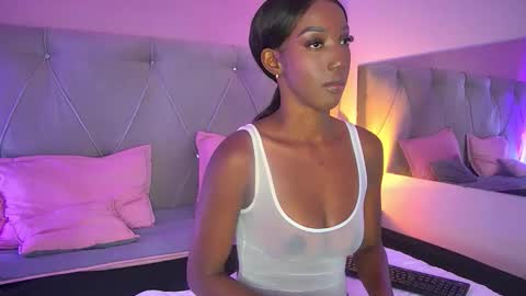 Snapshot of fiorelalenin chatting on 17, 1, 2026 Fiorela Lenin online show from 17, 1, 2026