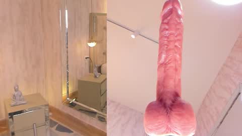 fiorellaricci_ online show from 22, 11, 2025