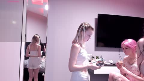 Snapshot of fire___fox chatting on 5, 12, 2024 Adel INST adel flo1 tg fansly online show from 5, 12, 2024