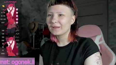 Snapshot of fire__vill chatting on 12, 9, 2025 Villena online show from 12, 9, 2025
