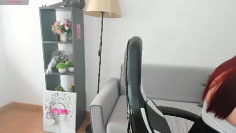 fire_emily online show from 21, 6, 2026