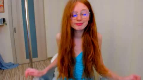 fire_luna online show from 8, 10, 2025