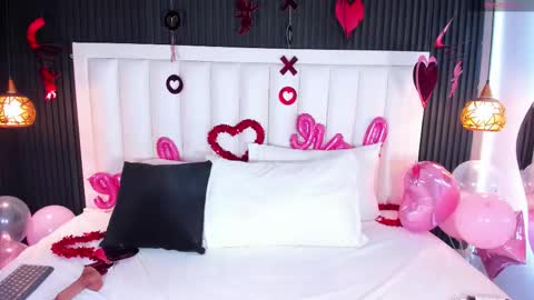 Firedoll online show from 15, 2, 2026