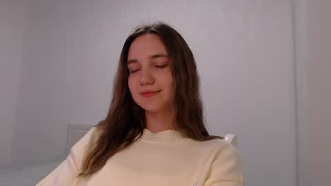 Snapshot of fireflies_fly_ chatting on 23, 9, 2025 fireflies_fly_ online show from 23, 9, 2025