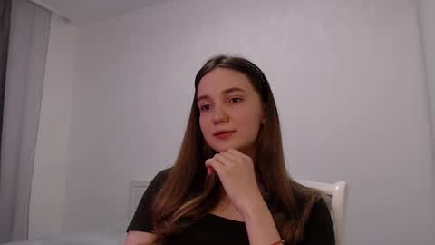 fireflies_fly_ online show from 19, 2, 2026