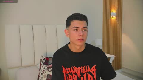 Nicolas online show from 18, 10, 2025