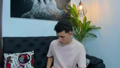 Nicolas online show from 6, 3, 2026