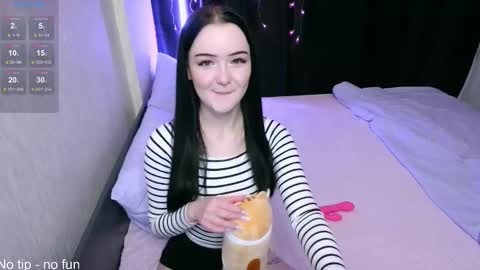 ALICESTEVEVECTOR pvt open  online show from 28, 10, 2025