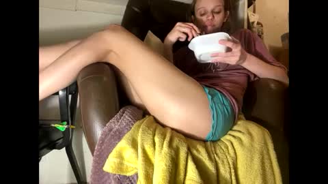 Snapshot of firsttime_freak chatting on 29, 3, 2026 FirstTimeFeak online show from 29, 3, 2026
