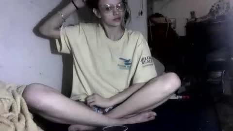 Snapshot of firsttime_freak chatting on 10, 4, 2026 FirstTimeFeak online show from 10, 4, 2026